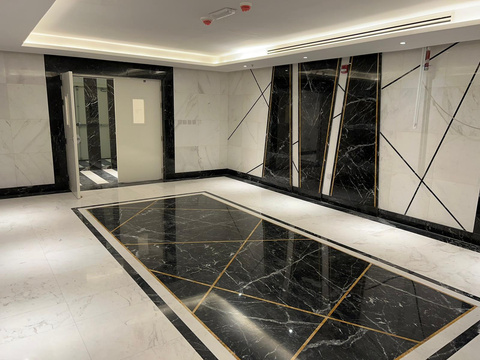 Al Asmakh Tower photo 1